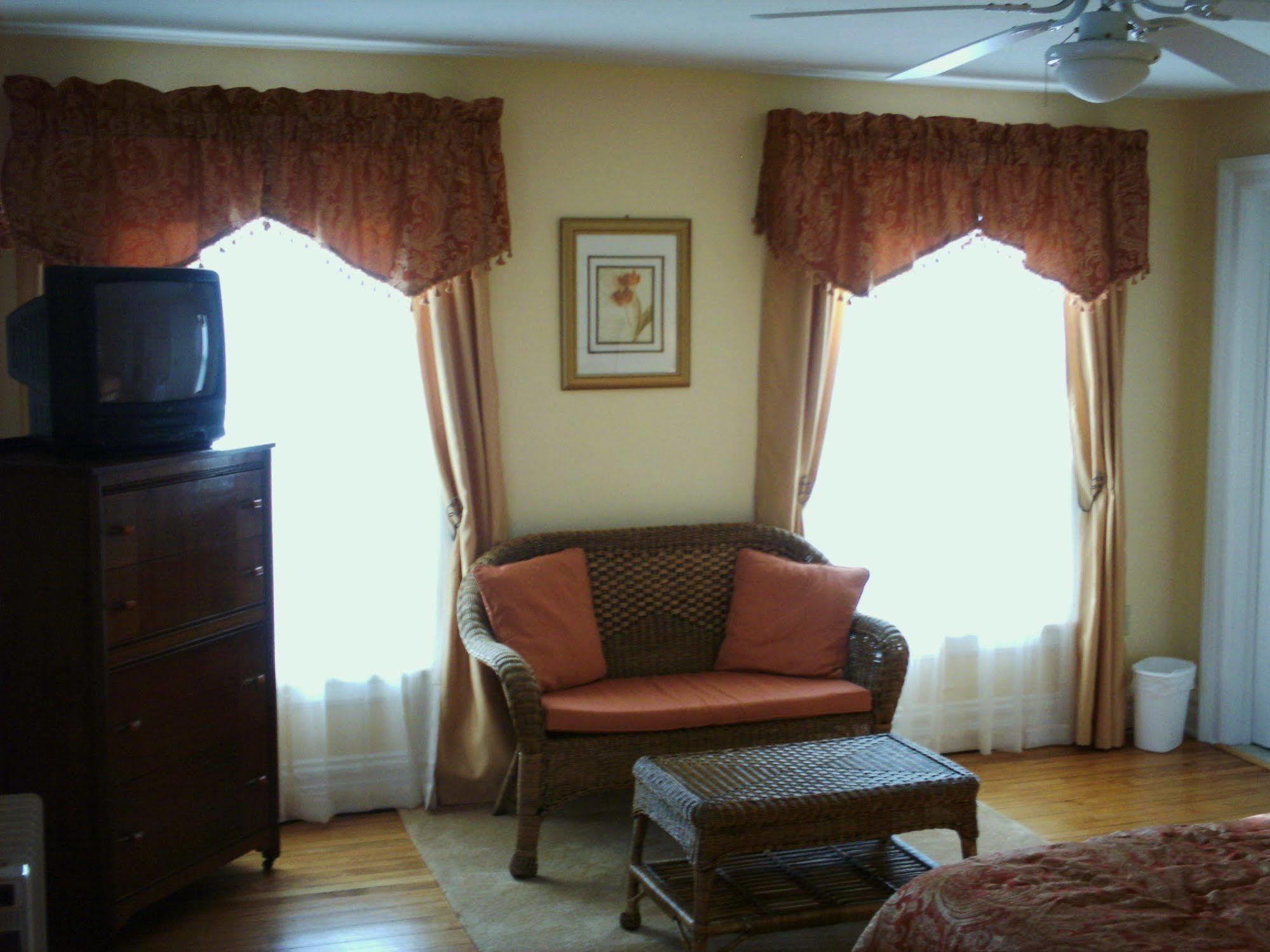 Four Creeks Bed & Breakfast Girard Cameră foto